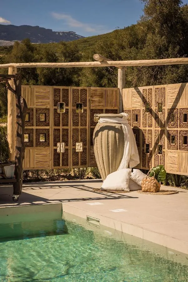 Spathes Suites Kefalonia - Luxury Suites Ratzaklion