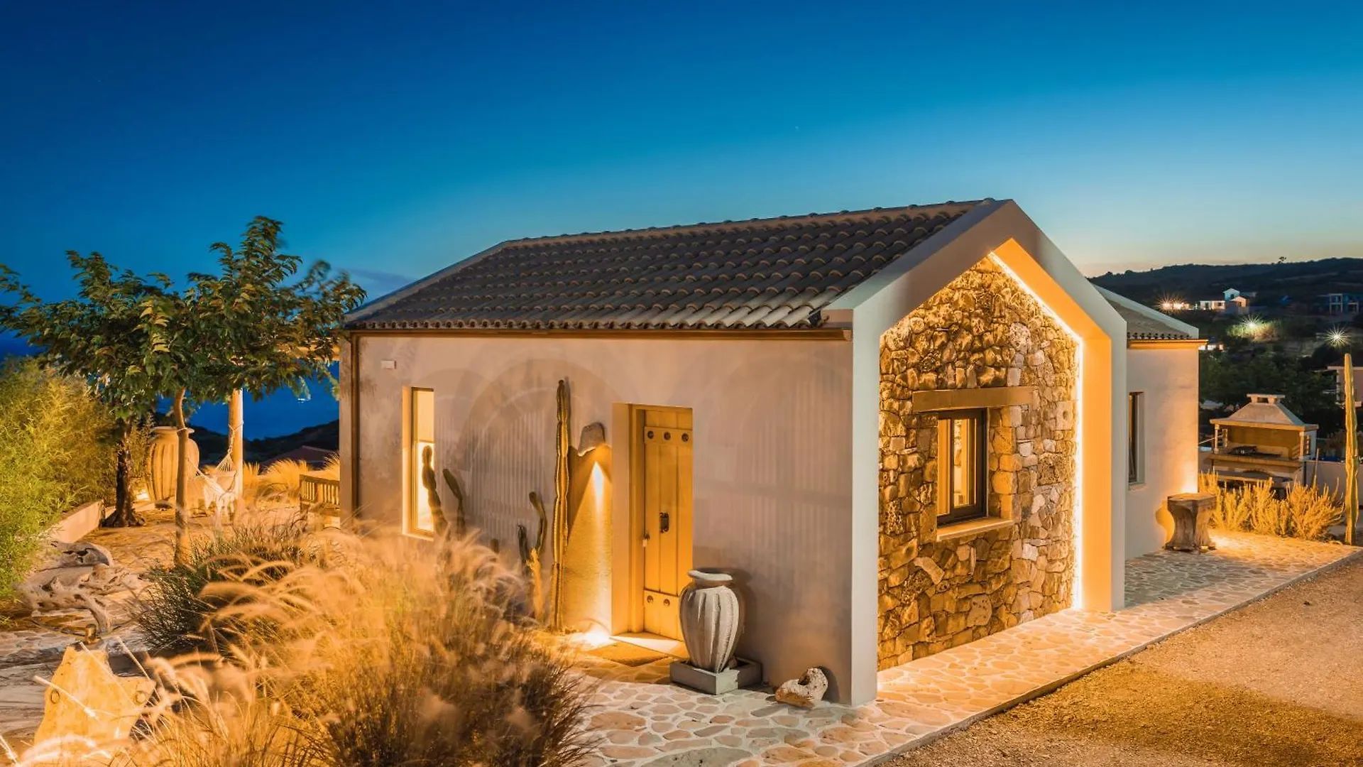 Spathes Suites Kefalonia - Luxury Suites Ratzaklion Greece